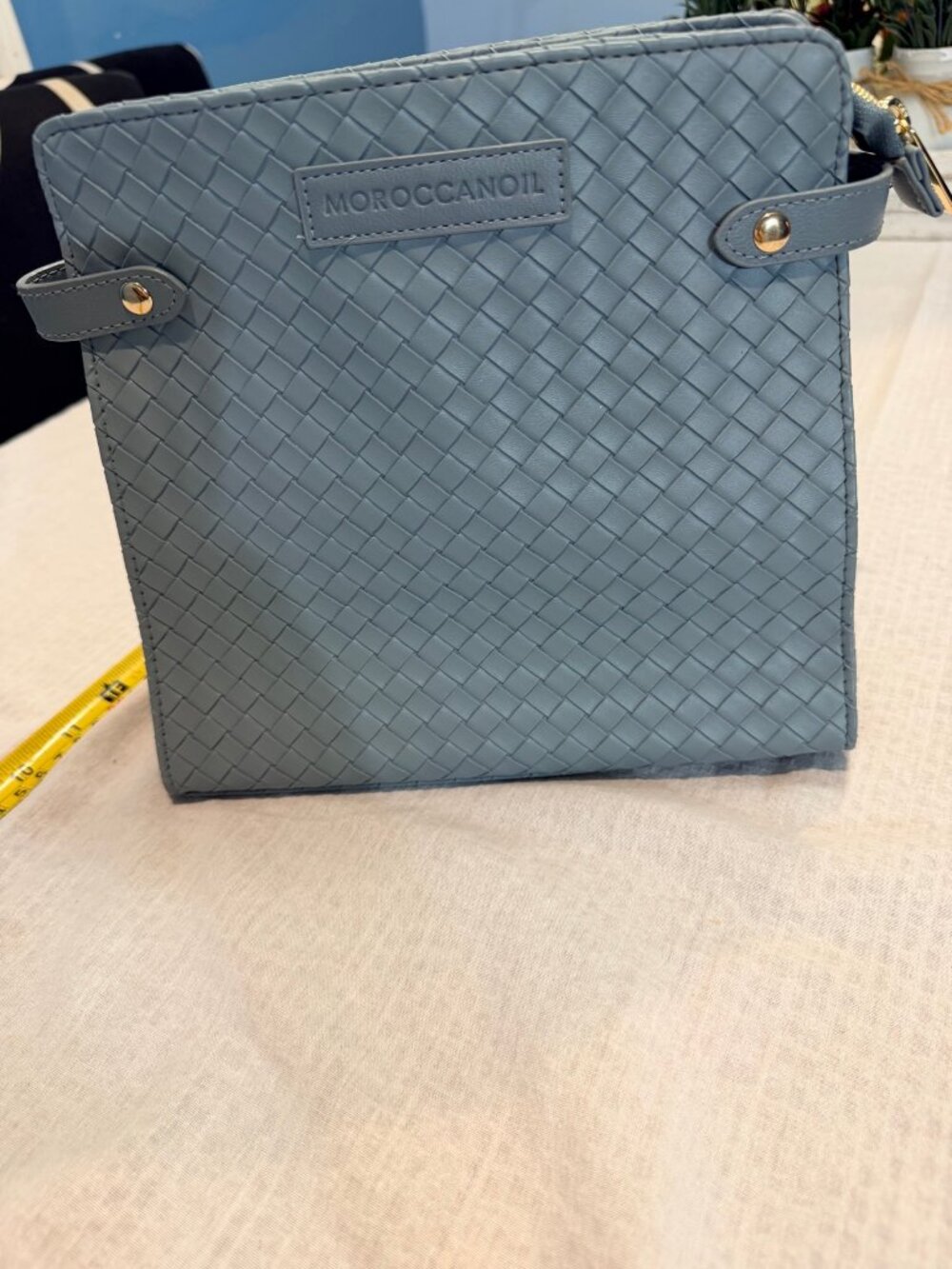 [Z6] Moroccanoil Gray Woven Zip Pouch Baguette Bag